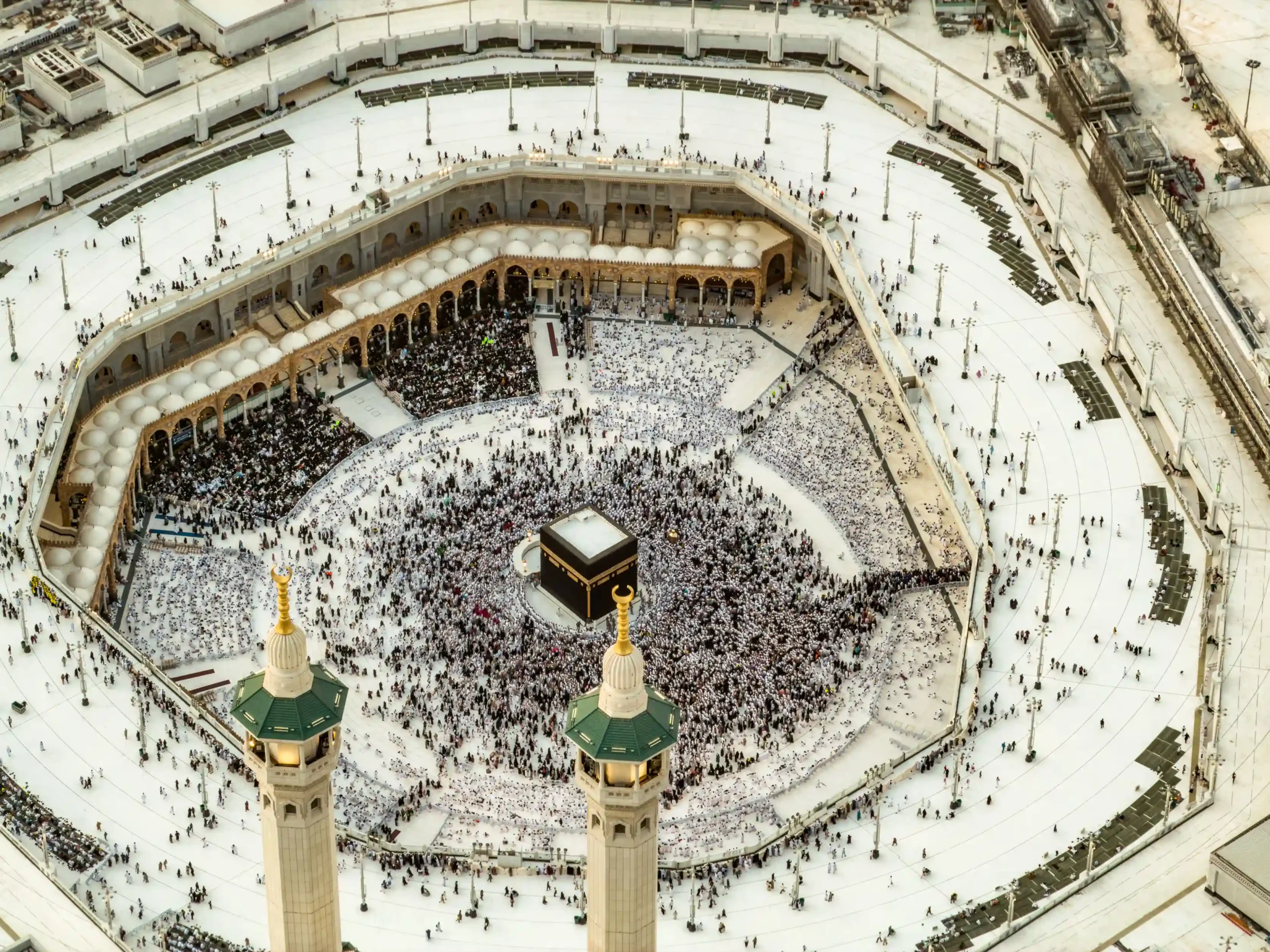 peut on faire la omra avec un visa touristique